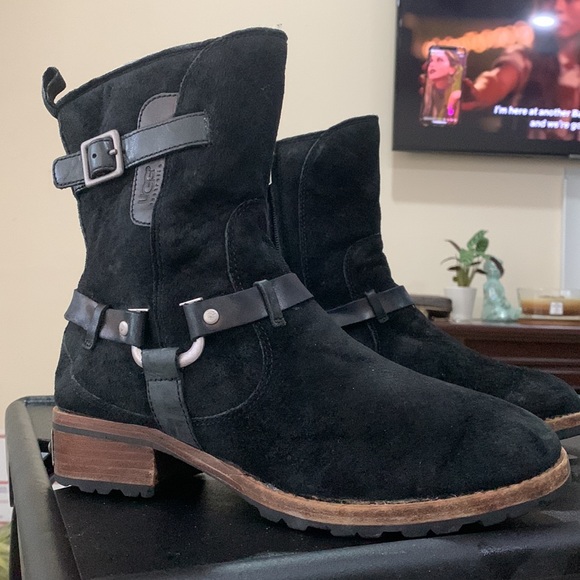 UGG Endell Black Suede Leather Shearling Moto Boot - Picture 7 of 7